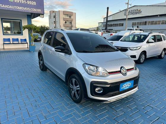 VOLKSWAGEN UP 1.0 170 TSI TOTAL FLEX XTREME 4P MANUAL VOLKSWAGEN UP 1.0 170 TSI TOTAL FLEX XTREME 4P MANUAL